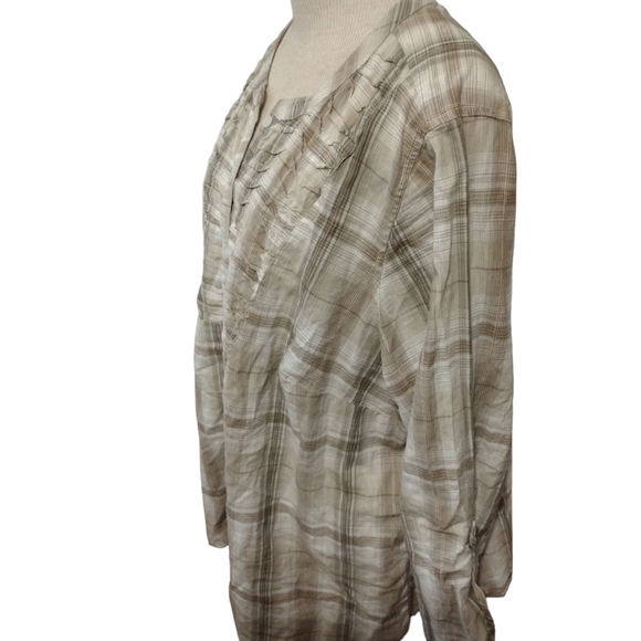 Ladies cute erika plaid top - Picture 3 of 5